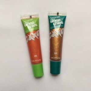 🆕 COVERGIRL Lipslicks Smoochies Sizzle Gloss